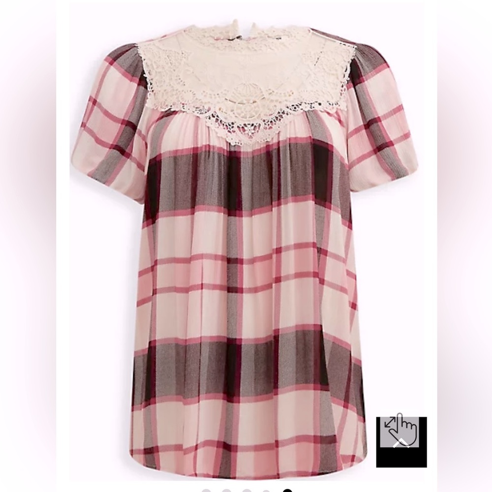 CRINKLE GAUZE CROCHET DETAIL TOP